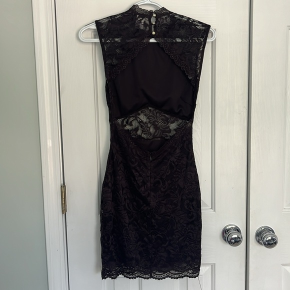 Windsor Dress - Picture 5 of 7